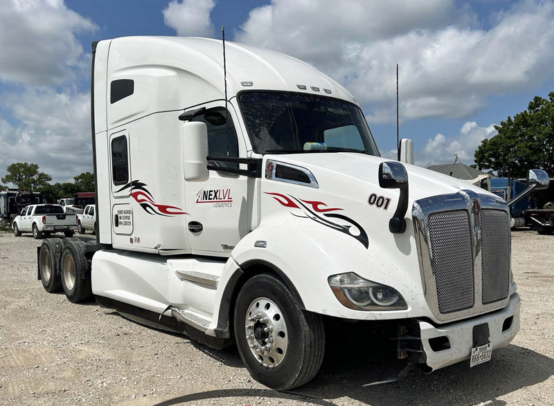 2020 KENWORTH T680 SLEEPER