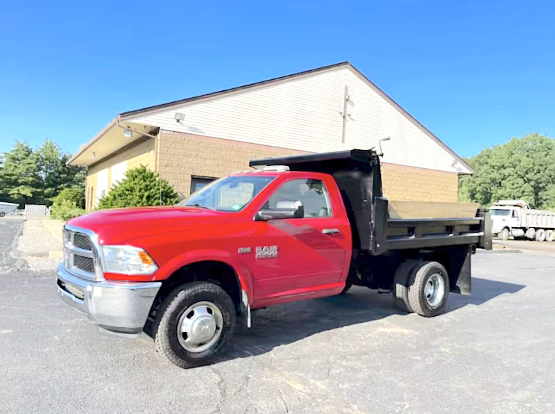 2017 RAM 3500 DUMP.