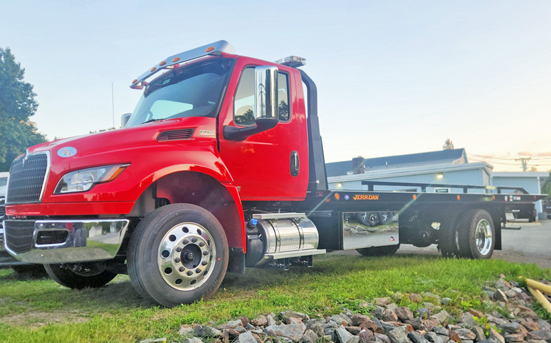 2024 INTERNATIONAL MV607 REGULAR CAB JERR-DAN CAR CARRIER