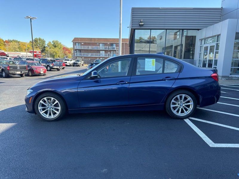 2017 BMW 3 Series 4D Sedan 320i xDrive stk#FD2546