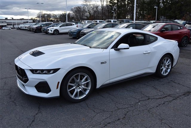 2024 Ford Mustang GT Premium RWD