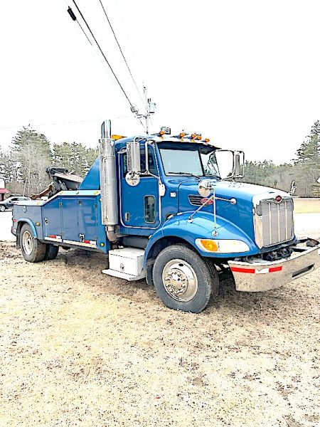 2009 International 335 Wrecker