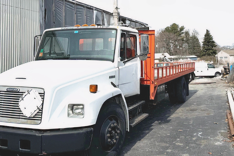 2001 FREIGHTLINER STAKE BODY TRUCK