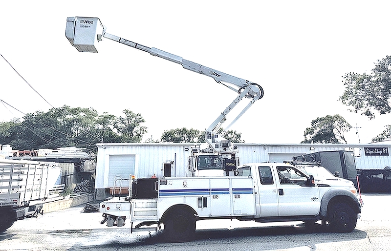 2011 FORD F-150 BUCKET TRUCK