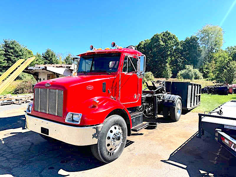 2001 PETERBILT 330 HOOK LIFT