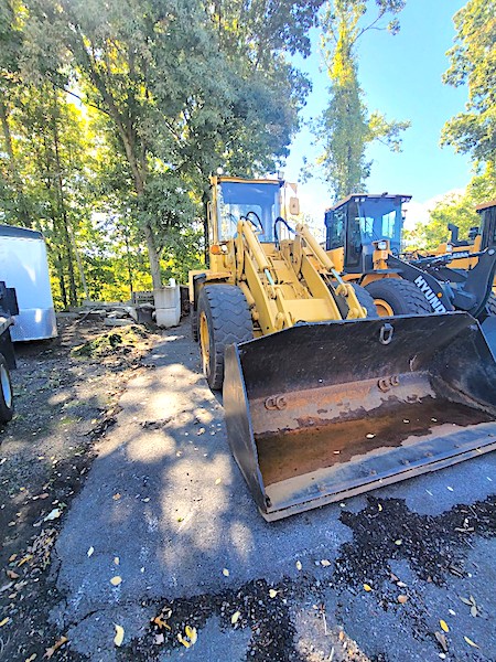 KOMATSU WA250-6 WHEEL LOADER