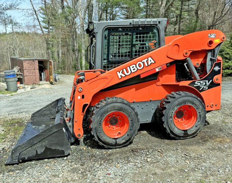 2020 KUBOTA SSV75