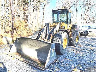 1996 VOLVO L70C LOADER