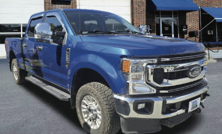 2022 FORD F350 XLT CREW CAB