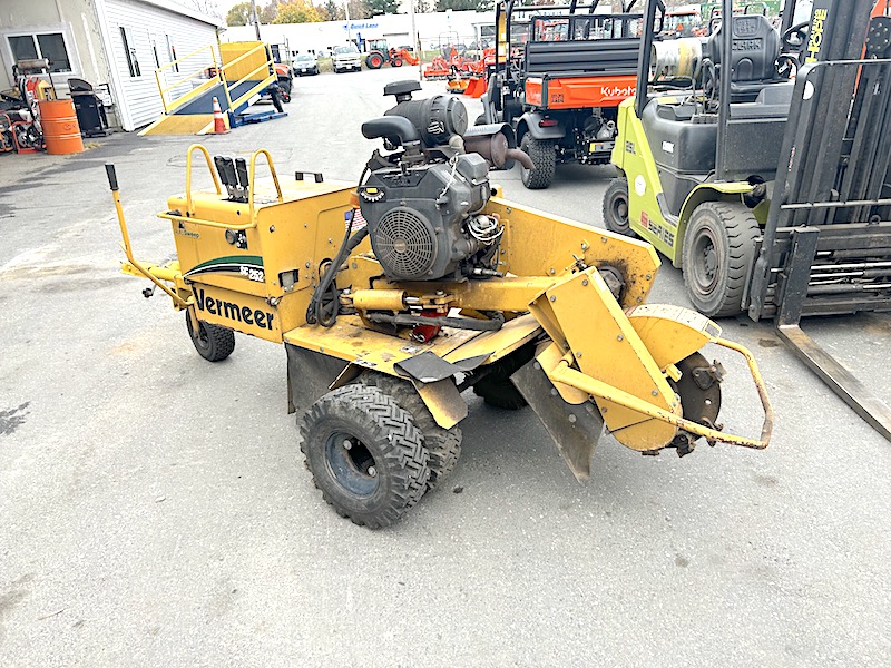 2010 VERMER SL 252 STUMP GRINDER