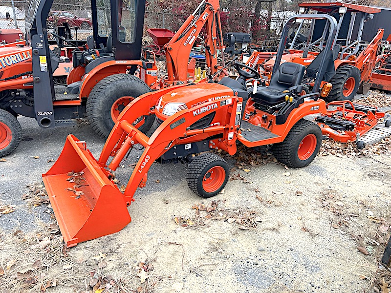 KUBOTA BX2360 LOADER/TRACTOR