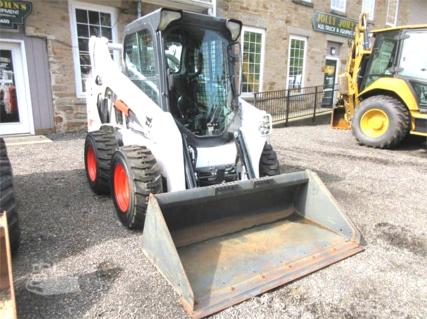 2017 BOBCAT S570 SKID STEER