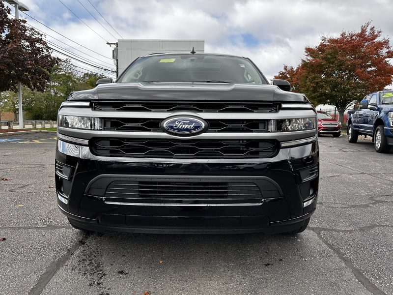 2024 Ford Expedition XLT 4WD