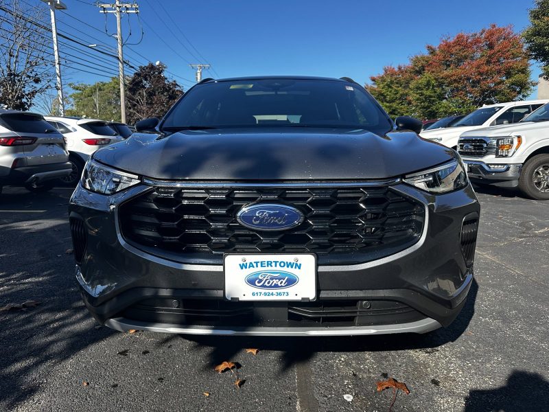 2025 Ford Escape ST-Line AWD