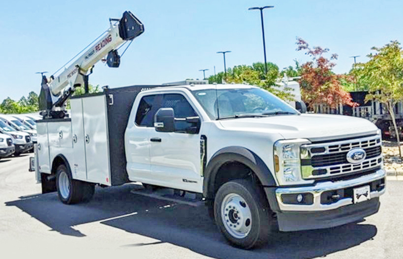 2024 FORD F550 SUPER CAB 4X4 11’ MASTER MECHANICS CRANE BODY