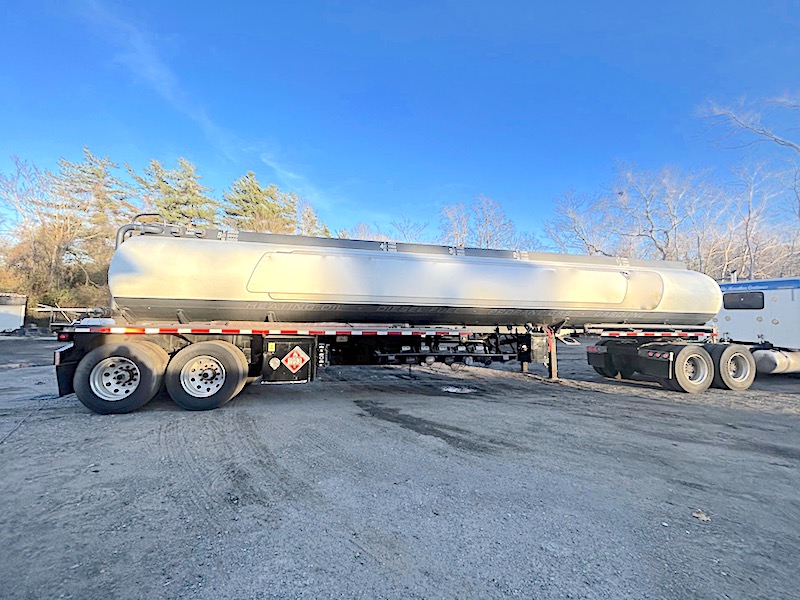 1996 HEIL TANK TRAILER