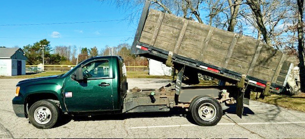 2007 GMC 3500 12’ RACK BODY DUMP 4×4