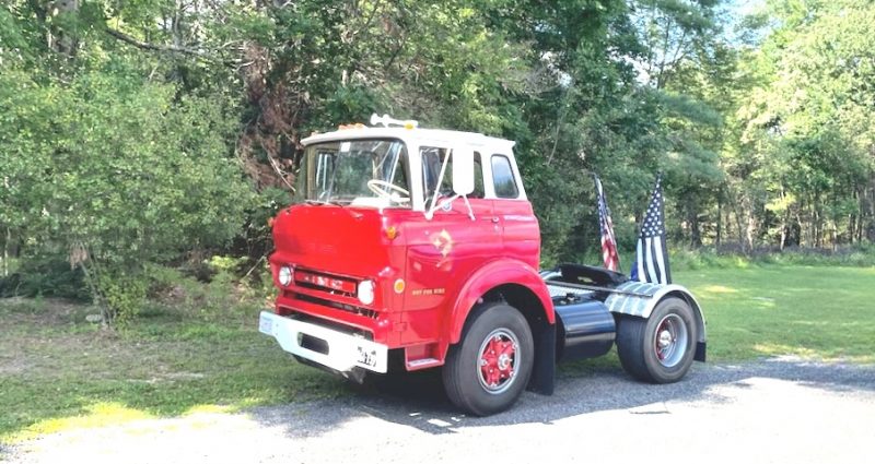 1963 GMC L7000 TRACTOR