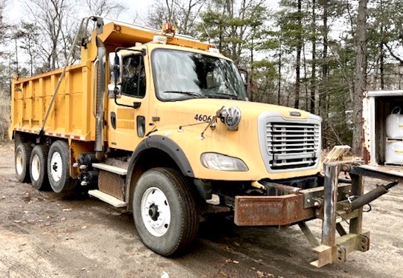 2012 FREIGHTLINER DUMP TRUCK