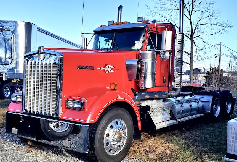 2017 KENWORTH W900