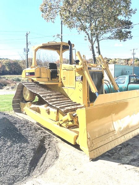 CAT D6H DOZER