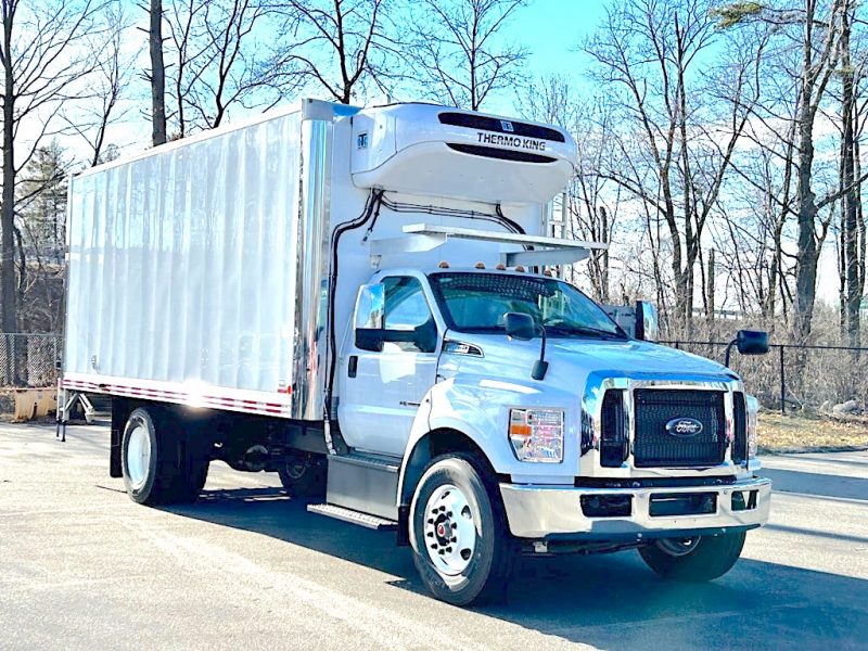 2024 F650 REFRIGERATED 20’ VAN BODY