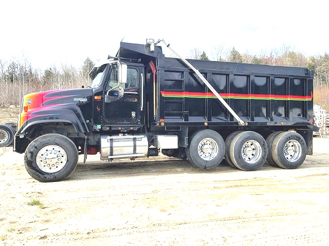 2006 INTERNATIONAL 5500