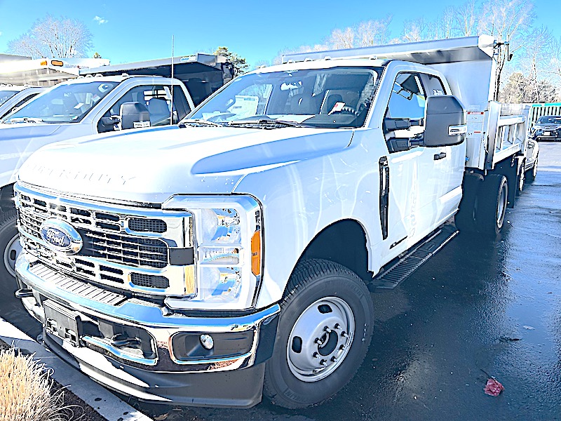 2023 FORD F350 SUPER CAB DUMP