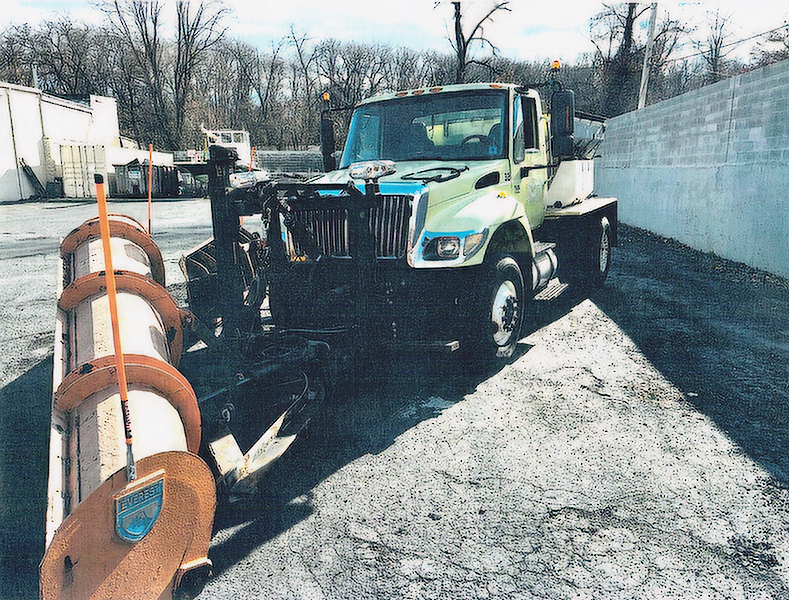 2007 INTERNATIONAL SANDING TRUCK