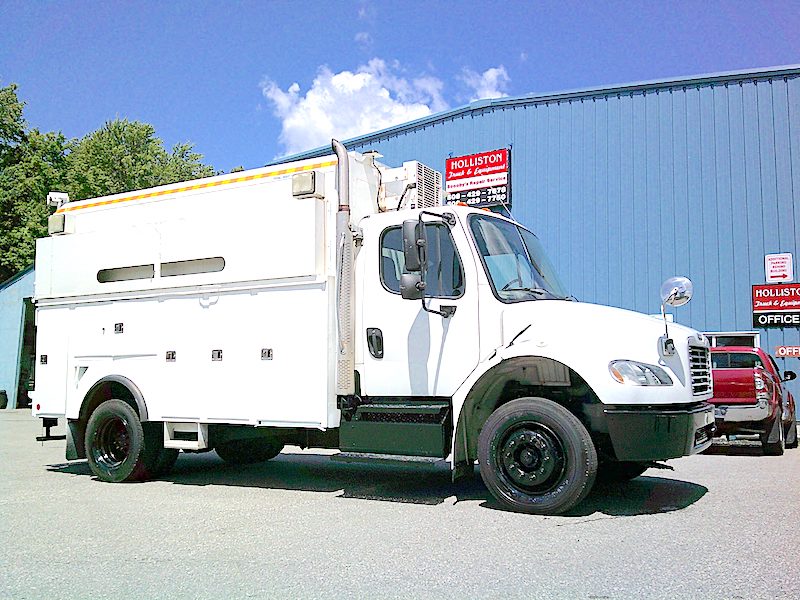 2014 FREIGHTLINER UTILITY