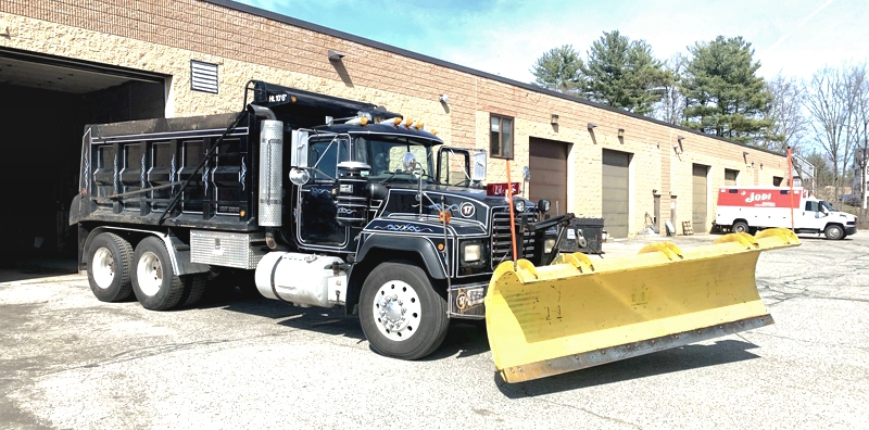 1996 MACK RD690 R MODEL