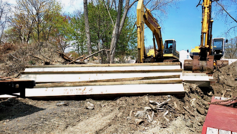 HEAVY STEEL H BEAMS
