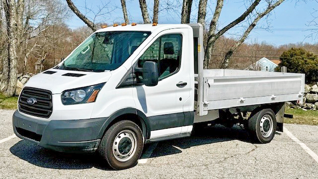 2018 FORD 250 TRANSIT w/ ALUMINUM FLATBED w/ FOLD DOWN SIDES