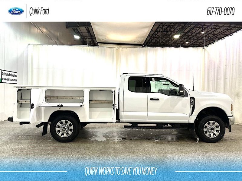 2024 FORD F350 XLT UTILITY